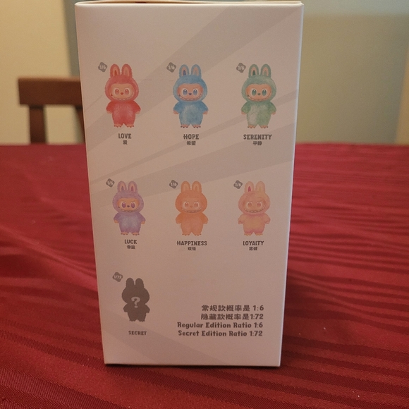 (Unopened) Authentic Big into Energy Labubu: Love - Picture 2 of 8